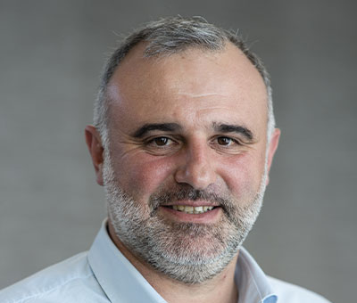 Bernard Ader Vice-Président d’Euralis, Président des Activités Alimentaires Bernard Ader Vice-Président d’Euralis, Président des Activités Alimentaires