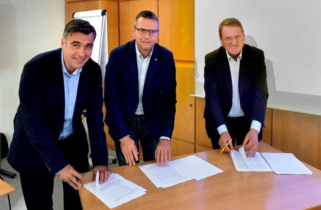 LA SCAAP KIWIFRUITS DE FRANCE ET EURALIS SIGNENT UN PARTENARIAT AU SERVICE DU DÉVELOPPEMENT LOCAL DE LA FILIÈRE KIWIS