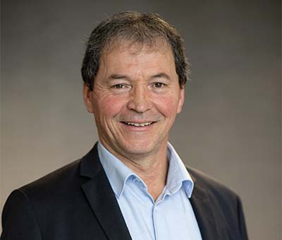 Jean-Paul Lataste Vice-President of Euralis in charge of cooperative activities, President of the Participation and Development Division Jean-Paul Lataste Vice-President of Euralis in charge of cooperative activities, President of the Participation and Development Division